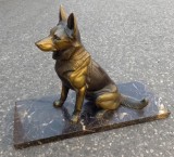 Sculptura deosebita din bronz