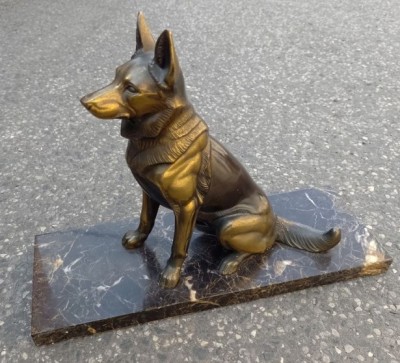 Sculptura deosebita din bronz foto