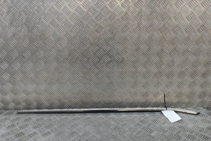 Chedar geam ușă dreapta spate LEXUS NX _Z1_ 2020 OEM: 75763-78010 30373686