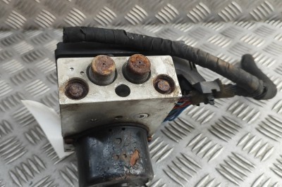 Pompa ABS ASTON MARTIN VANTAGE Coupe 2006 OEM: 8G33-2C405-AB 31220303 foto