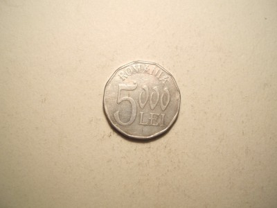 5000 LEI 2003 foto