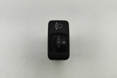 Comutator de reglare &icirc;nălțime faruri TOYOTA LAND CRUISER 120 _J12_ 2004 OEM: 84152-33030 | 31234232