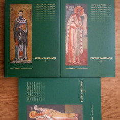 Studia Basiliana / Sfântul Vasile cel Mare : închinare la 1630 de ani (3 vol)