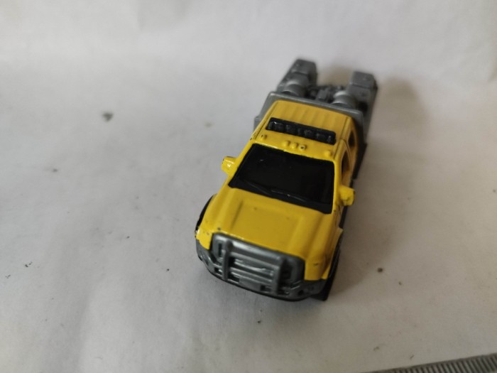 bnk jc Matchbox MB817 Ford F-550 Super Duty