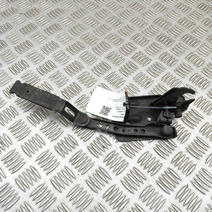 Zăvor de siguranță capota VW PHAETON 3D_ 2003 OEM: 3D0823480D 32593317