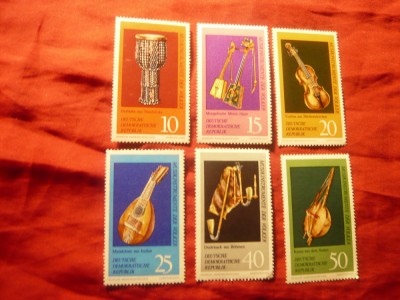 Serie DDR 1981 Posta , Postasi , 5 valori foto