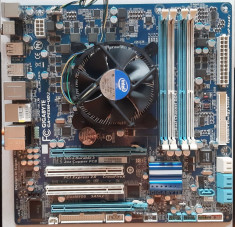 Kit I5 GIGABYTE GA-P55M-UD2 +i5 750 2.66GHz + COOLER Intel foto