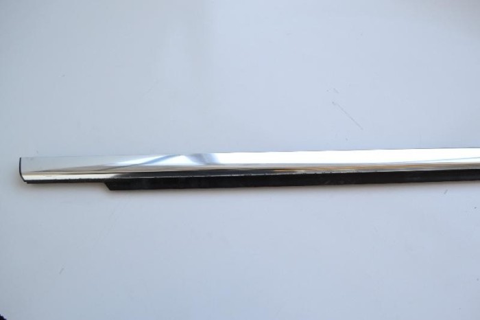 Chedar geam ușă dreapta spate MERCEDES-BENZ R W251, V251 2006 OEM: A2516905080 1579337