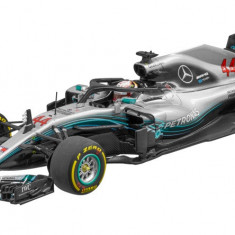 Macheta Oe Mercedes-Benz Amg Motorsport Petronas Lewis Hamilton, 2018 Argintiu 1:43 B66960559