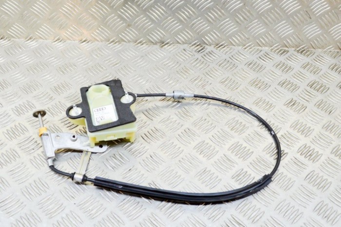 Cablu fr&acirc;nă de m&acirc;nă AUDI A6 4A2, C8 2020 OEM: 4K2713052L | 13121507