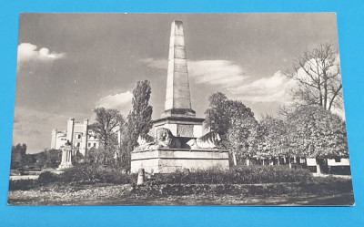 Carte Postala veche - Iasi - Monument - Obeliscul cu Lei din Gradina Copou foto