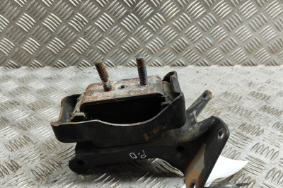 Suport motor dreapta IVECO DAILY VI Box 2014 OEM: 5801283685 | 23810710 foto