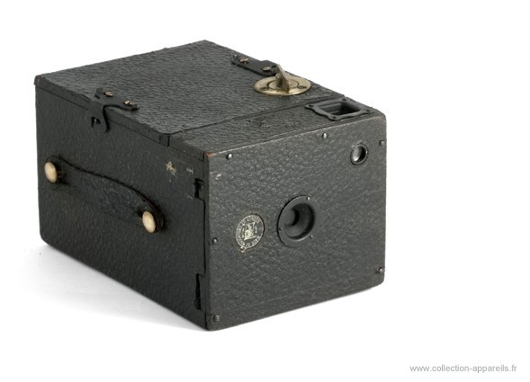 APARAT FOTO BOX ------ENSIGN---- Box Ensign 2 1/4 A for negatives sized 2 1/4 x 2 1/4.
