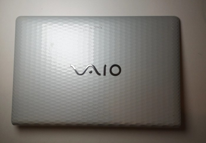 Sony VAIO PCG-71C11M Capac Spate Ecran LCD