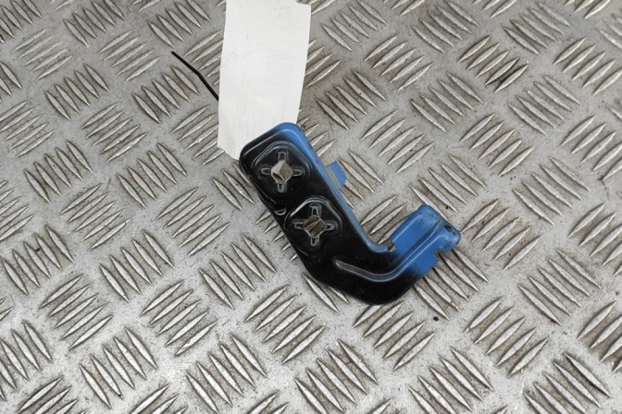 Suport aripa dreapta față BMW 3 F30, F80 2015 OEM: 7255822 | 31455488