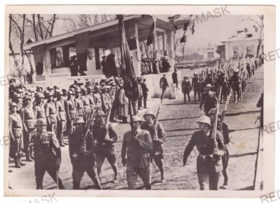5330 - SINAIA Regele MIHAI trece in revista trupele romane- old Press Photo 1941 foto