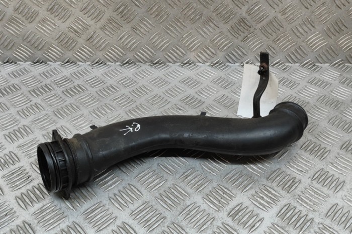 Furtun intercooler PORSCHE CAYENNE 9PA 2004 OEM: 7L5145957,7L5.145.957 28931495