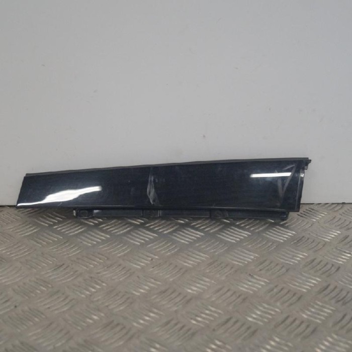 Ornament vertical ușă dreapta spate AUDI A4 8W2, B9 2015 OEM: 8W0839902 2595069