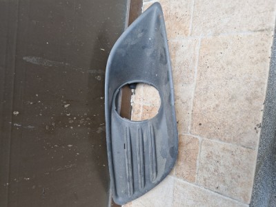 Grilă st&amp;acirc;nga bară față Ford Focus 2 Facelift foto