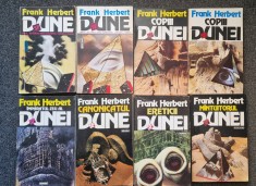 SERIA DUNE - Frank Herbert (8 volume - complet) foto