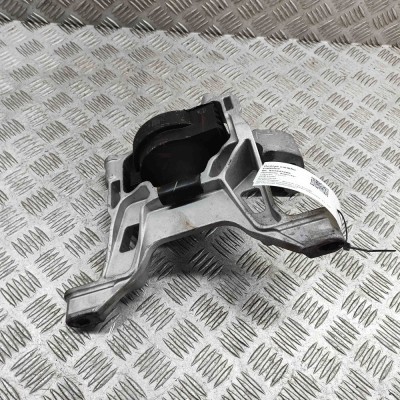 Suport motor dreapta MAZDA CX-30 DM 2023 OEM: BDGH-39-060A 31547266 foto