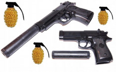 PISTOL AIRSOFT FULL METAL BERETTA ,RENUMITUL PISTOL ,CALIBRU 6MM,500 BILE.NOU. foto