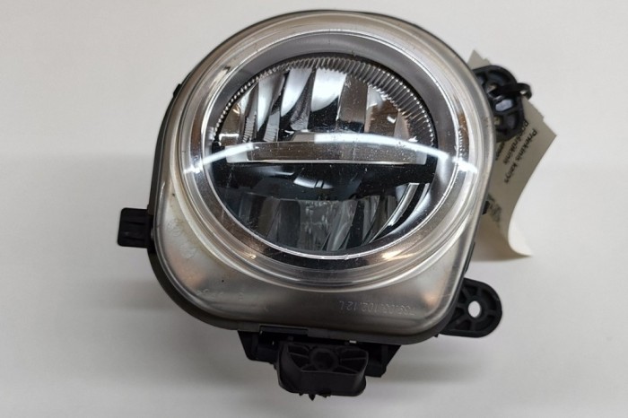 Proiector ceață st&acirc;nga față BMW X5 F15, F85 2015 OEM: 7317251 30348902