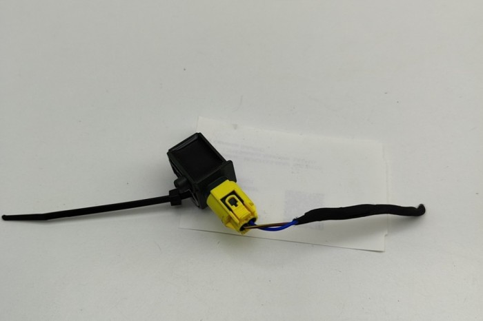 Senzor de impact dreapta față MERCEDES-BENZ SLC R172 2018 OEM: A1729056000 30719159
