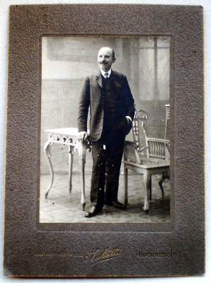 P.303 FOTOGRAFIE VECHE BARBAT JULIETTA BUCURESCI BUCURESTI (1908) pe carton foto