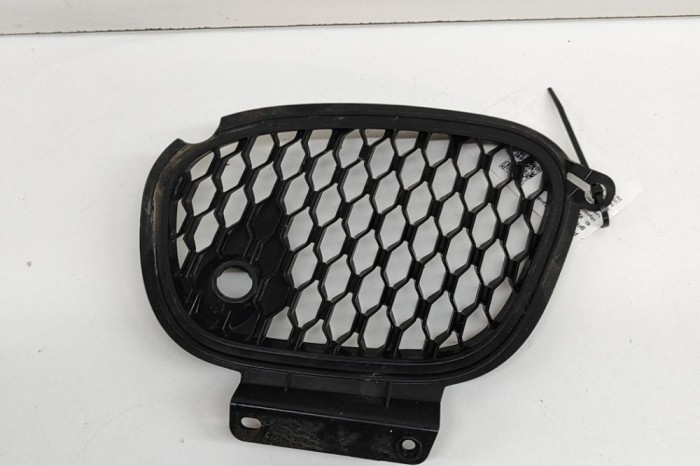 Grila dreapta față JAGUAR F-TYPE Coupe X152 2020 OEM: JX53-8A411-A 28112030