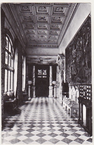 bnk cp Sinaia - Muzeul Peles - sala de marmura - circulata