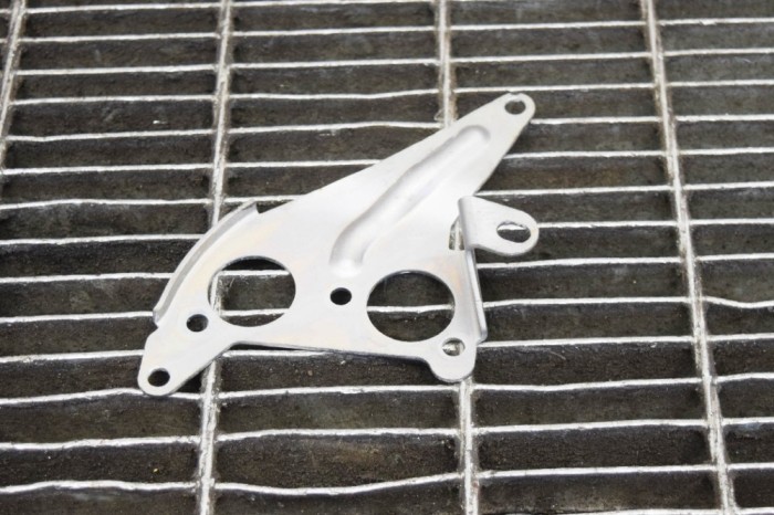Suport pompa ABS BMW 3 E90 2010 OEM: 6762762 11189279