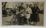 FOTOGRAFIE DE GRUP , DOMN CU FETITA PE MOTOCICLETA CU NR. 57 - B SI TREI DOAMNE , 1931