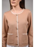 Cumpara ieftin Cardigan Dama Tricot Scurt Nasturi Aurii Scintillare Camel Bej Kaki Negru Marime Universala S M L Vascoza Poliamida Poliester Elegant Casual