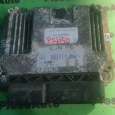 Calculator ecu Volkswagen Passat B7 (2010->) 0281016374