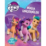 My Little Pony. Magia unicornilor. Citeste si coloreaza