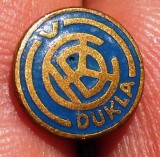 I.745 INSIGNA STICKPIN CEHOSLOVACIA CKD DUKLA 8mm email