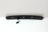 Ornament suport iluminare număr LAND ROVER DISCOVERY V L462 2017 OEM: HY32-40406-B 22809339