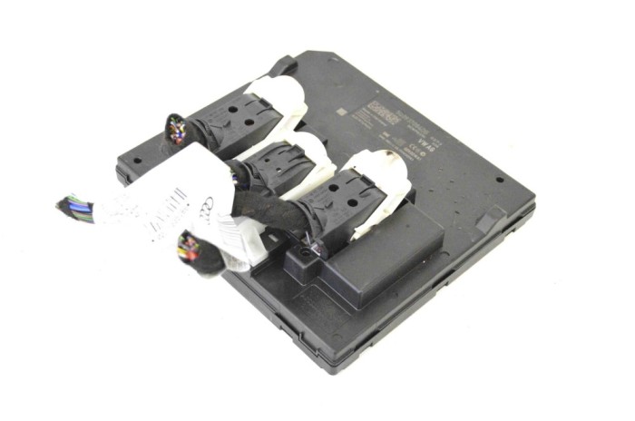 Modul de confort AUDI Q2 GA 2019 OEM: 5Q0937084DB 12185472