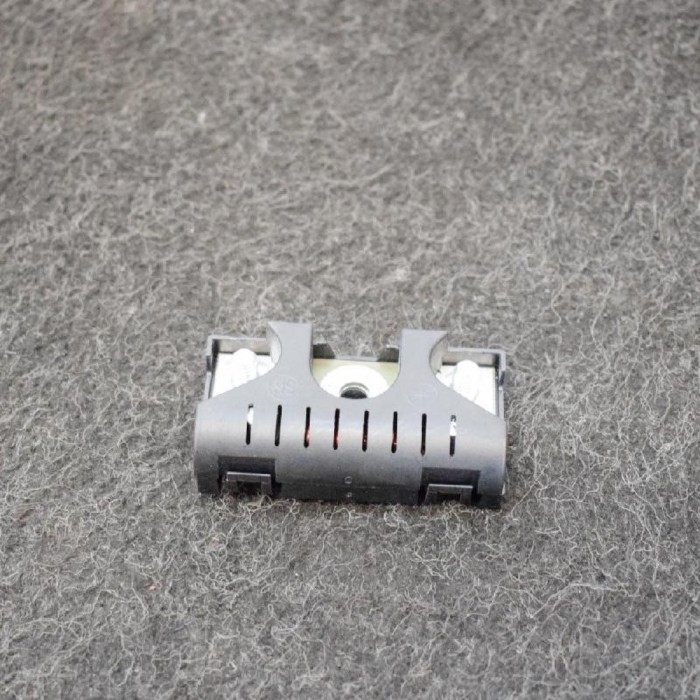 Amplificator de antena AUDI A6 4G2, C7, 4GC 2013 OEM: 8T8035570 | 2990114