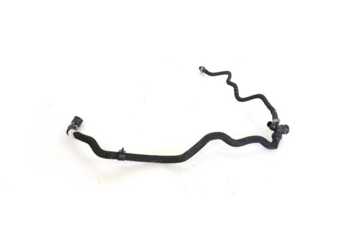 Furtun de lichid de răcire BMW i3 I01 2015 OEM: 8656443 10787959