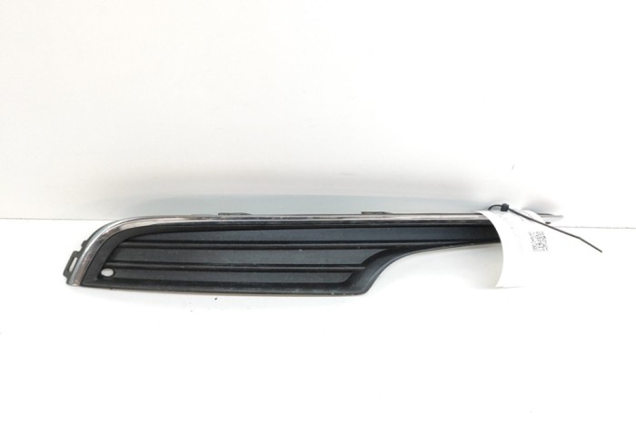 Grila st&acirc;nga față VW GOLF VII 5G1, BQ1, BE1, BE2 2013 OEM: 5G0853665A 22972554
