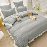 Lenjerie pat dublu creponata cu banda alba,bumbac finet,6 piese,gri-A882