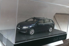 Macheta VW Golf 7 Variant albastru - Spark 1/43 ed. dealer Volkswagen foto