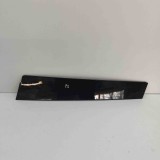 Ornament vertical ușă dreapta față LAND ROVER RANGE ROVER SPORT L461 2024 OEM: N9X2-20554-AD 29509248