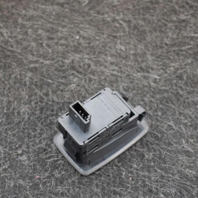 Buton geam ușă dreapta spate BMW 3 E90 2011 OEM: 6945874 3124724 foto