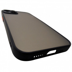 Husa spate policarbonat gri semitransparent + TPU negru, butoane rosii, pentru Apple iPhone 13