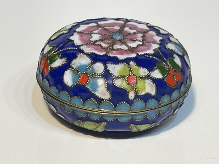 Bomboniera din cloisonne, alama cu email, jumatatea secolului 20