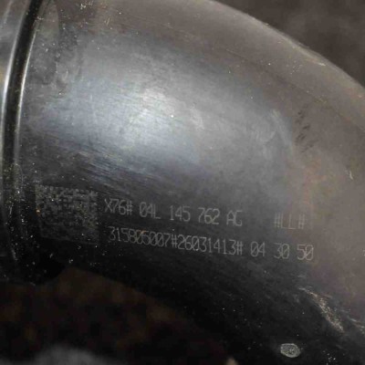 Furtun intercooler dreapta AUDI Q5 8R 2016 OEM: 04L145762AG foto