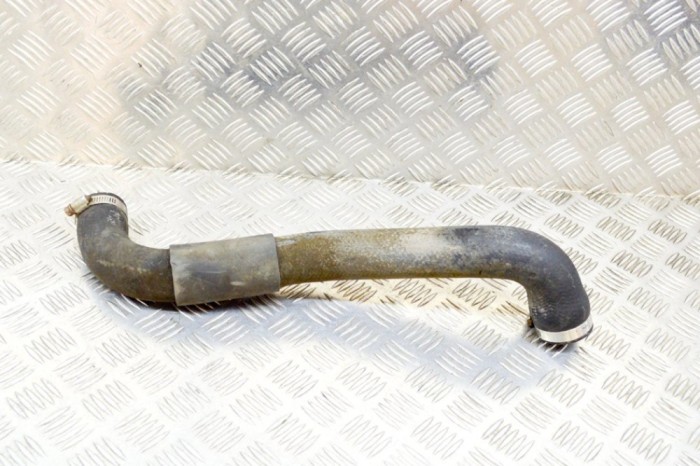 Furtun intercooler dreapta DODGE STEALTH 1994 13075337